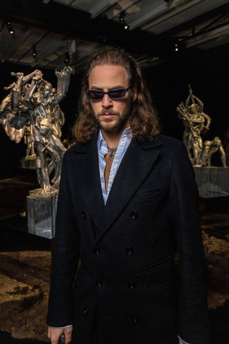  - Daniel Buren et Miles Greenberg mis en majesté par Reiffers Initiatives