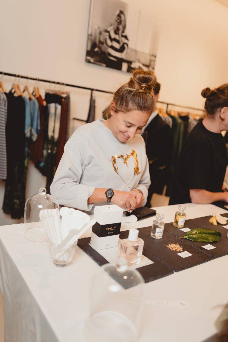  - Agnès b. signe son grand retour dans le monde du parfum