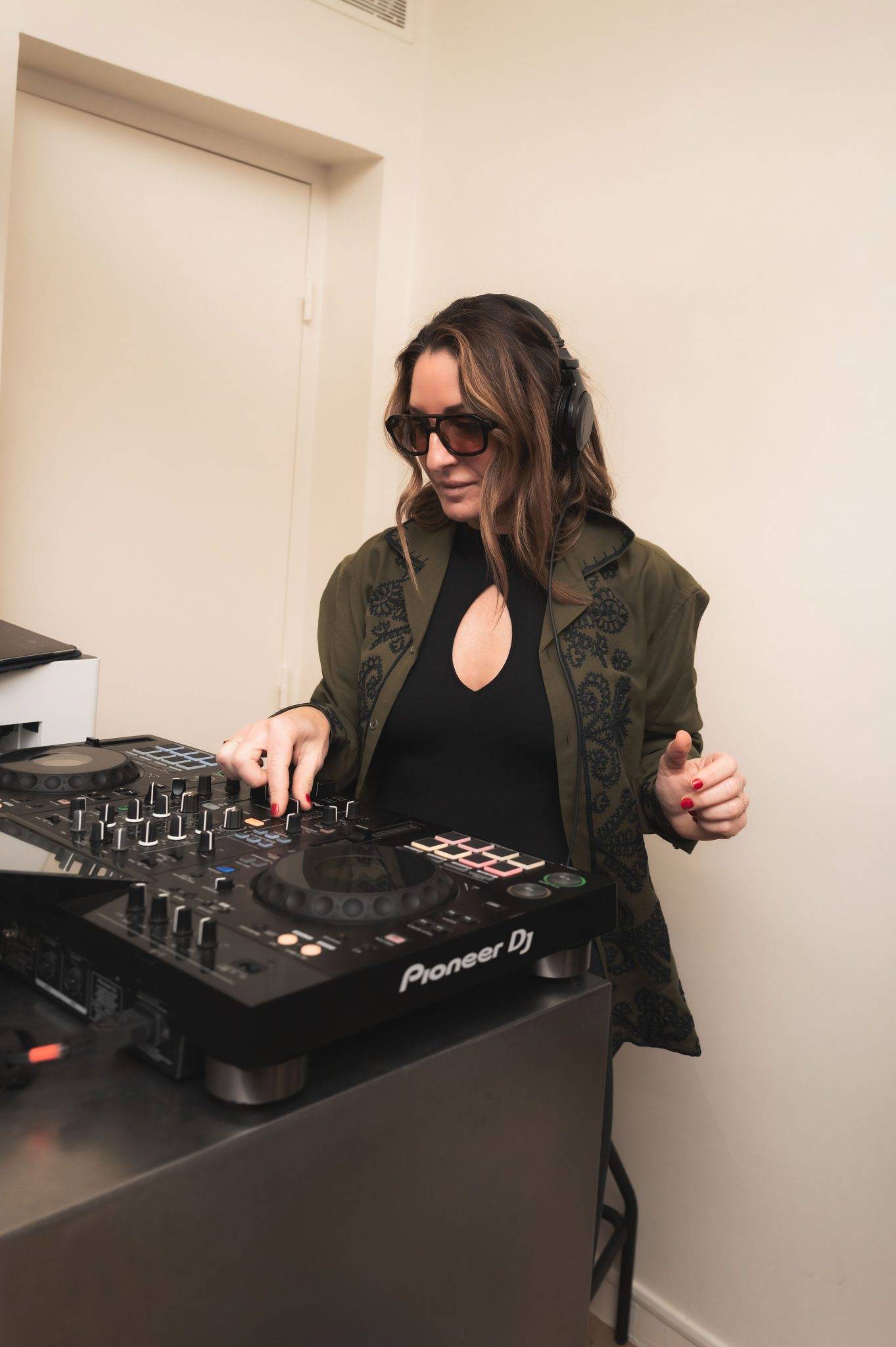  - Baziszt dévoile sa toute première boutique parisienne