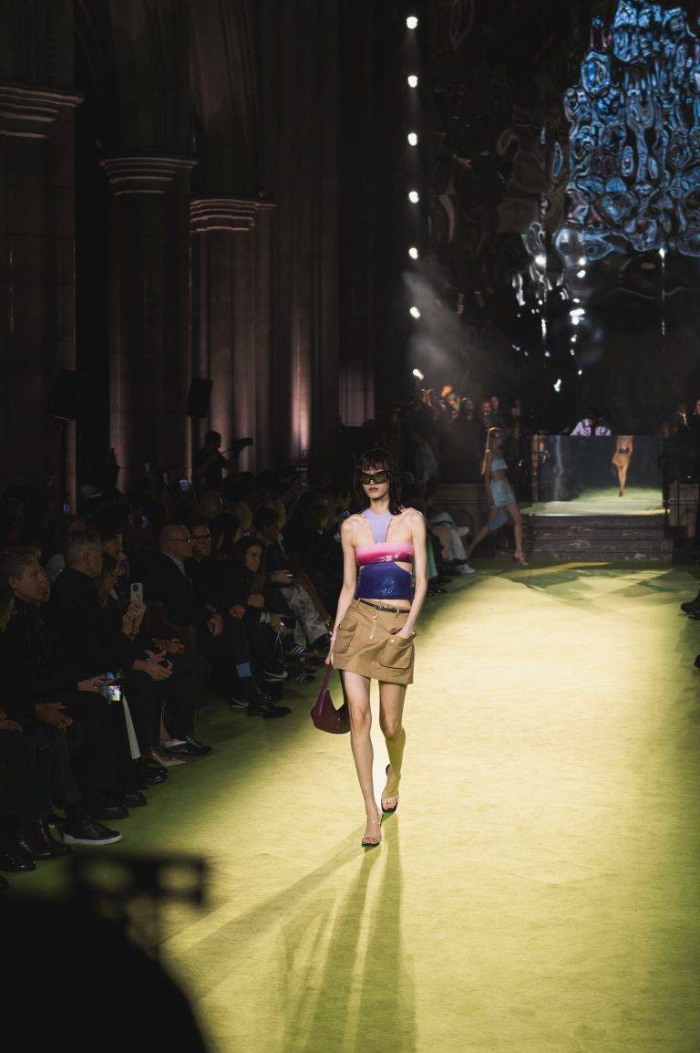 Casablanca fusionne musique house et gospel dans un défilé haut en couleurs