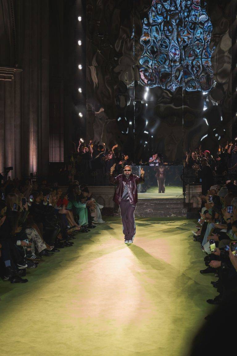  - Casablanca fusionne musique house et gospel dans un défilé haut en couleurs