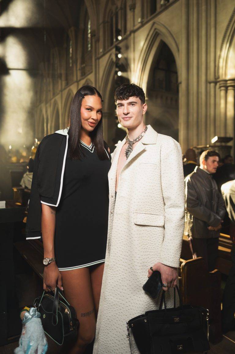  - Casablanca fusionne musique house et gospel dans un défilé haut en couleurs