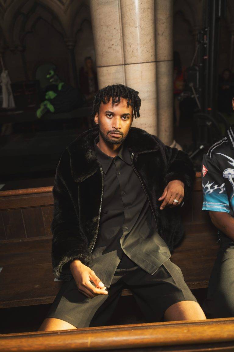  - Casablanca fusionne musique house et gospel dans un défilé haut en couleurs