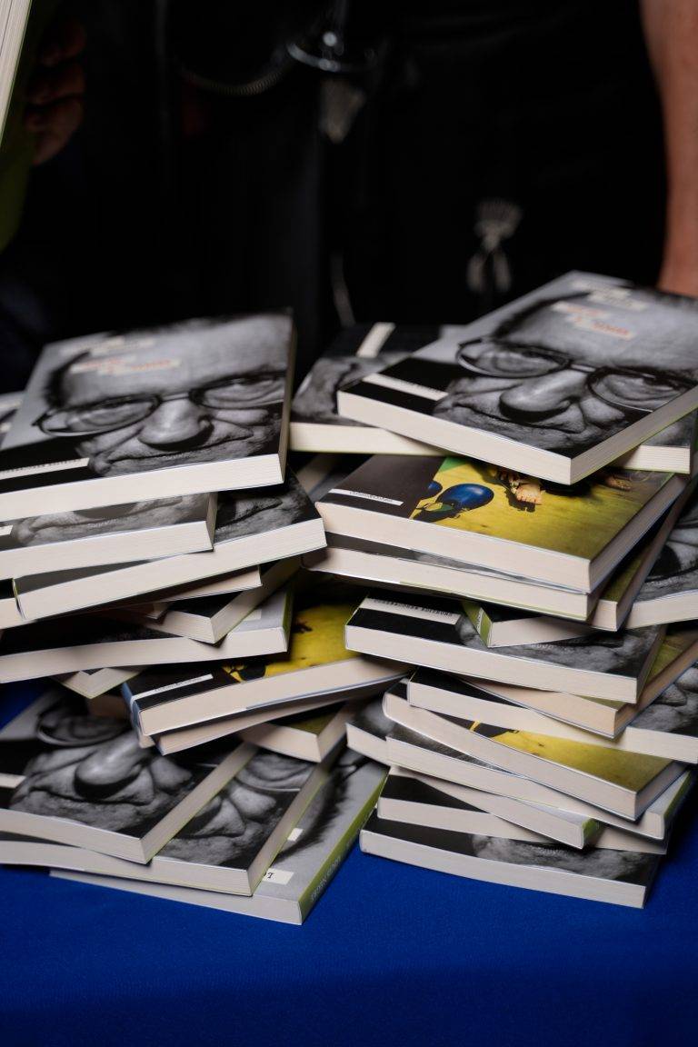 Louis Nègre fait Chevalier des Arts et des Lettres par Jacques Toubon