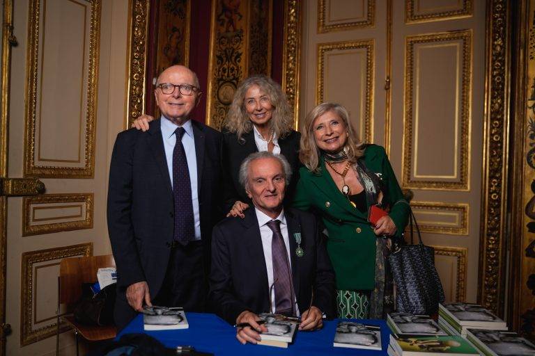  - Louis Nègre fait Chevalier des Arts et des Lettres par Jacques Toubon