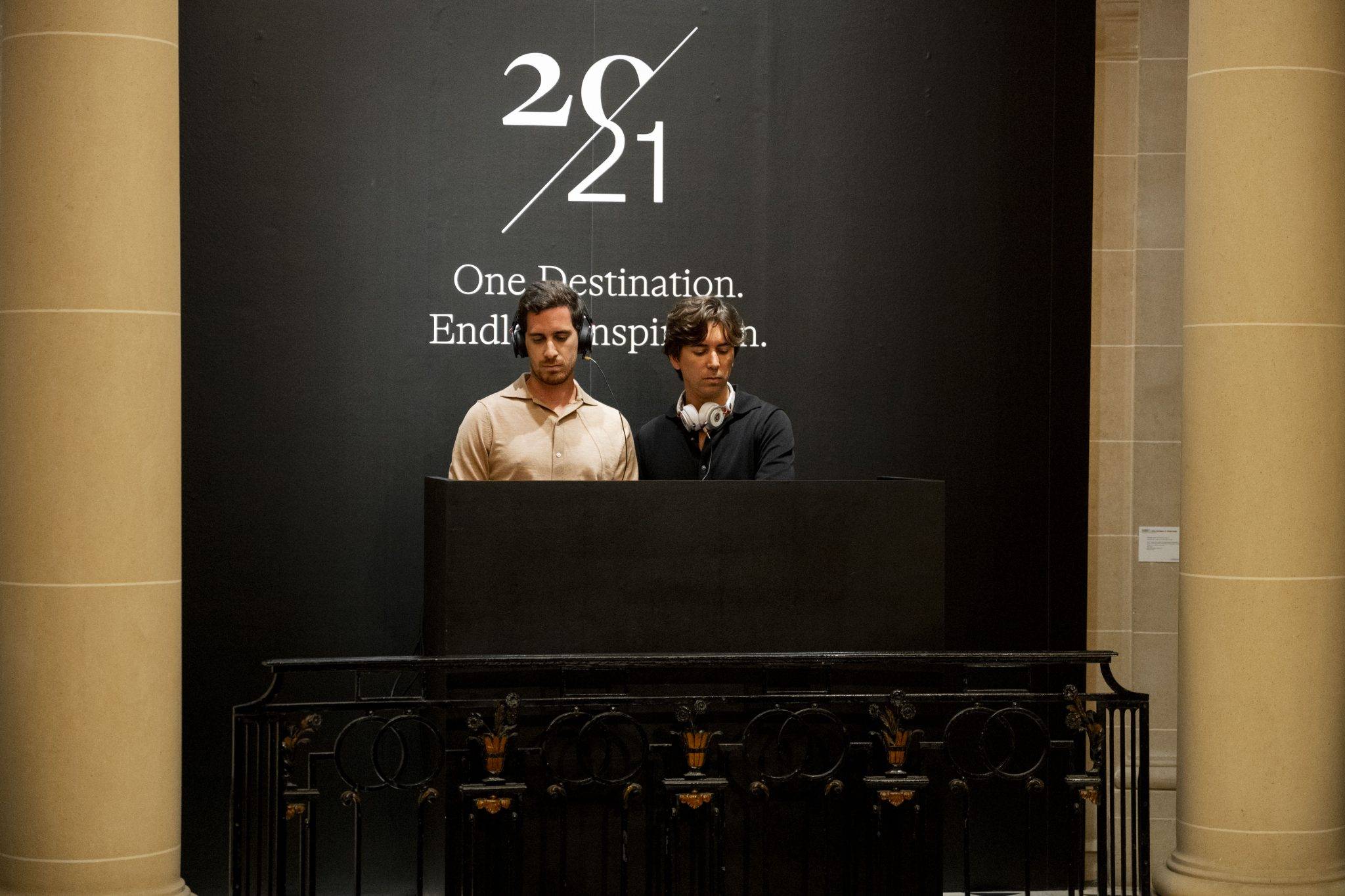  - Christie’s Paris confie sa façade à l’artiste Stéphane Thidet