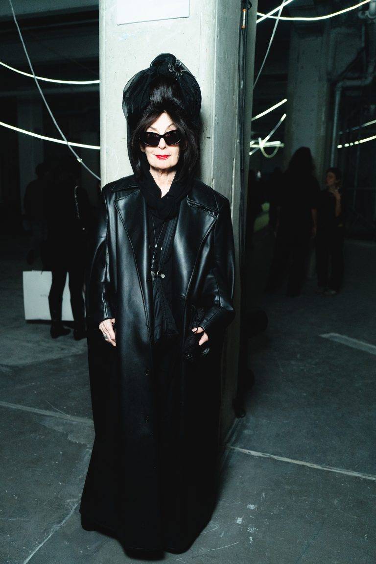  - La collection VETEMENTS SS26 prend Paris à contre-pied