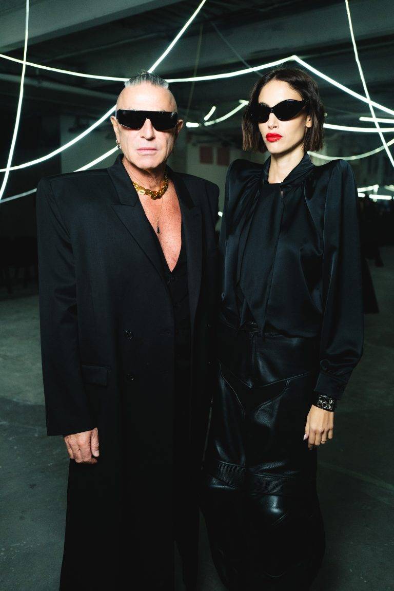  - La collection VETEMENTS SS26 prend Paris à contre-pied