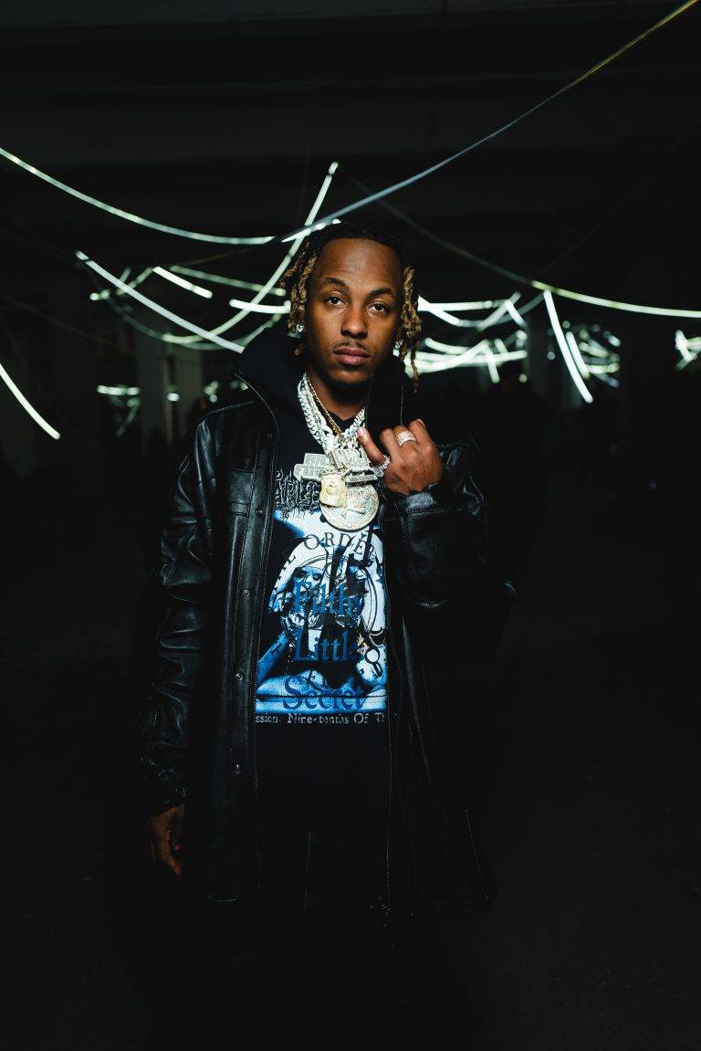  - La collection VETEMENTS SS26 prend Paris à contre-pied