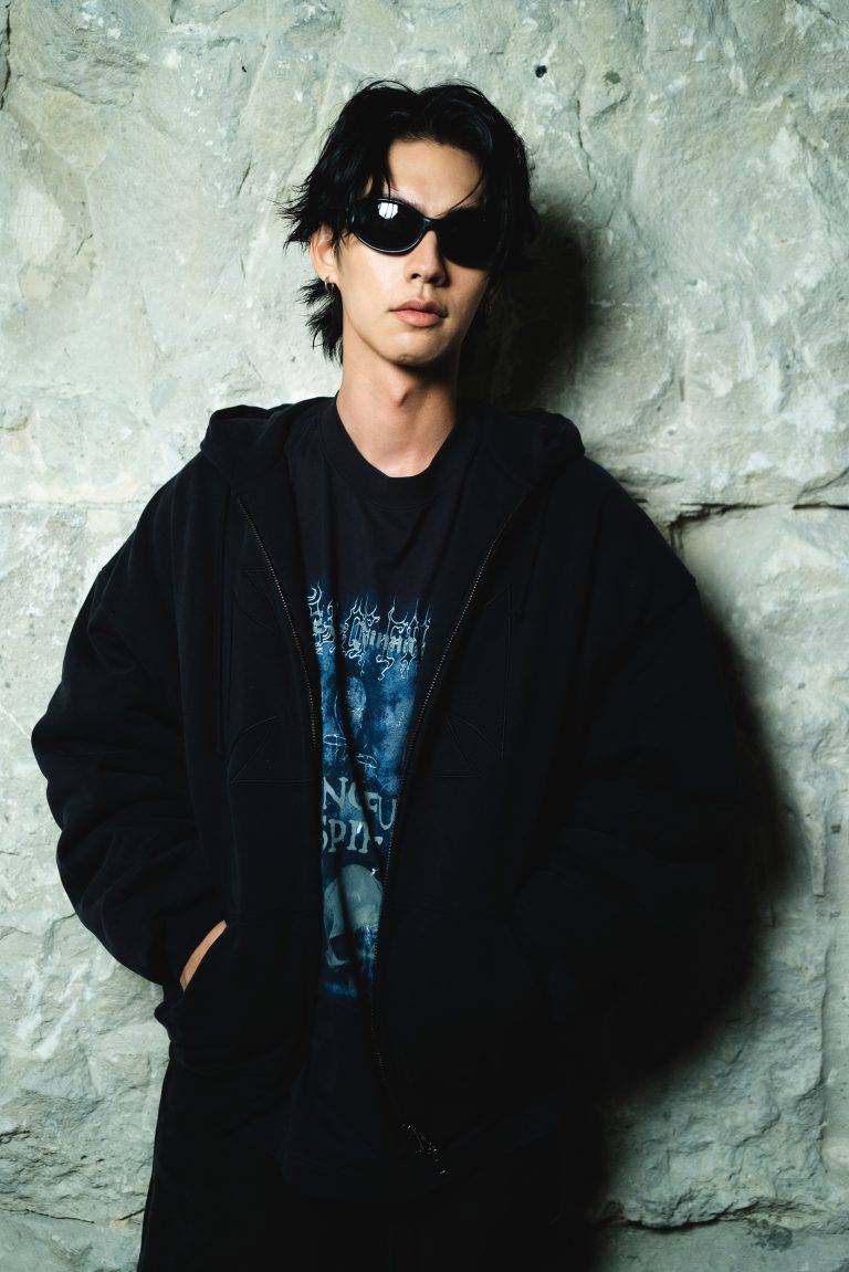  - La collection VETEMENTS SS26 prend Paris à contre-pied