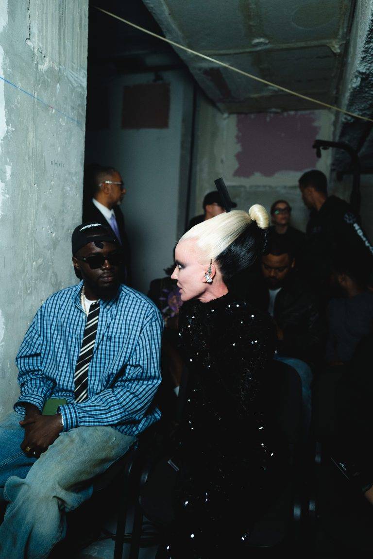  - La collection VETEMENTS SS26 prend Paris à contre-pied