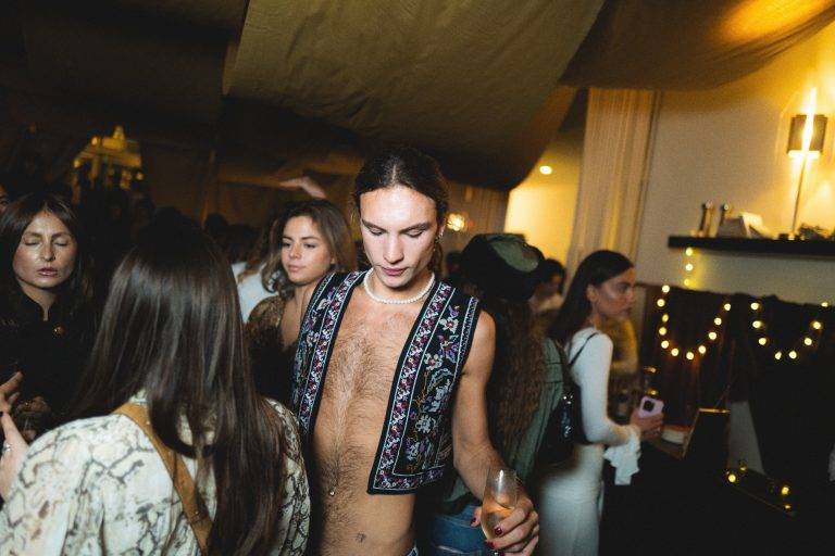  - ba&sh célèbre la Fashion week et ouvre son Studio 33