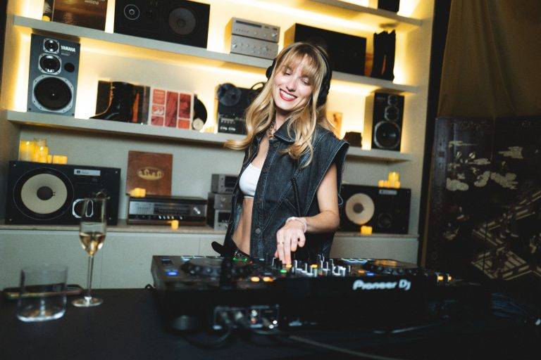  - ba&sh célèbre la Fashion week et ouvre son Studio 33