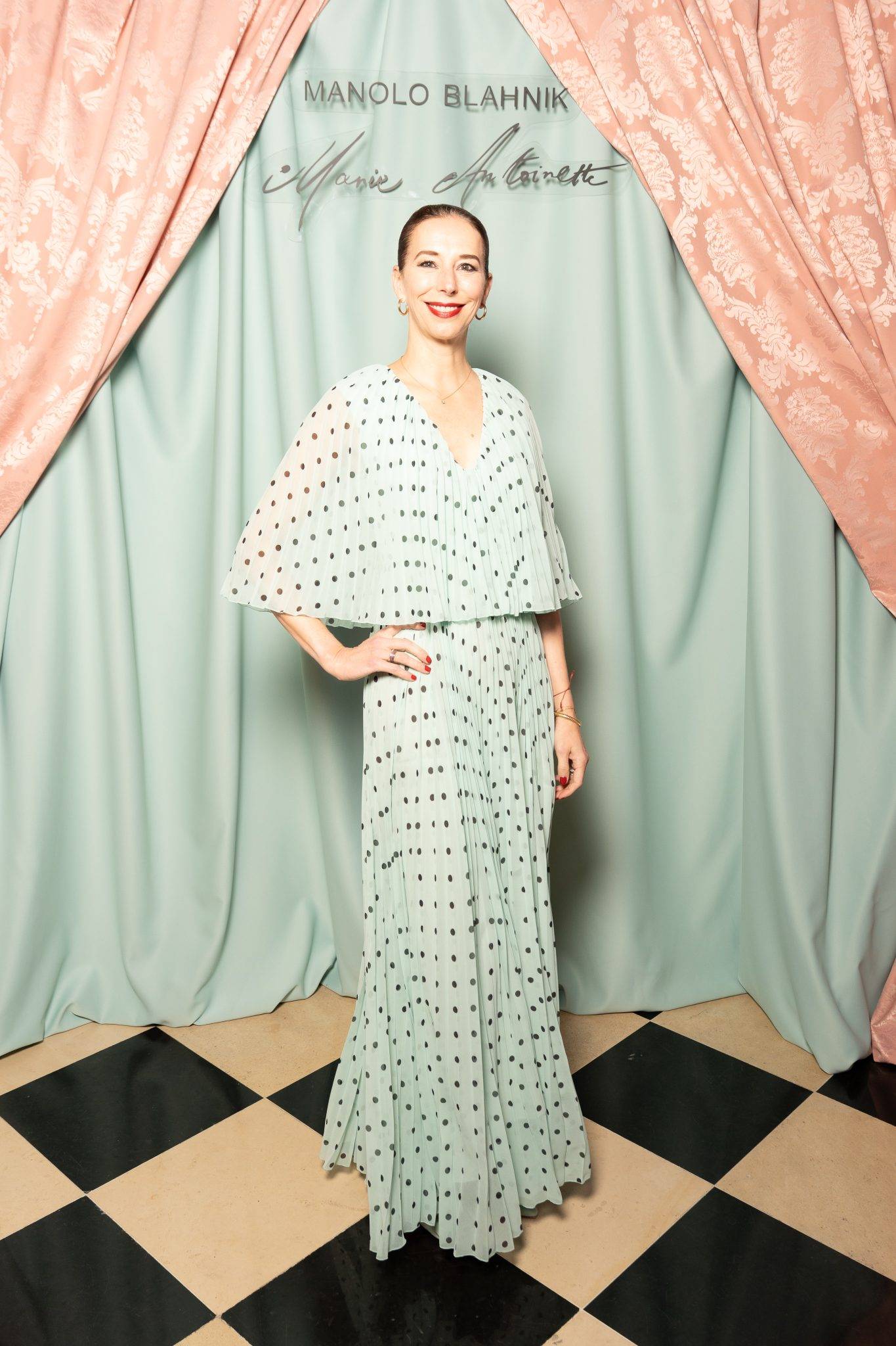  - “Marie-Antoinette by Manolo Blahnik”: An Exceptional Dinner at Hôtel de Crillon