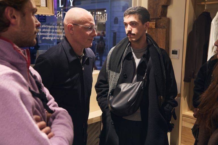 La marque de luxe britannique Sunspel ouvre dans le Marais