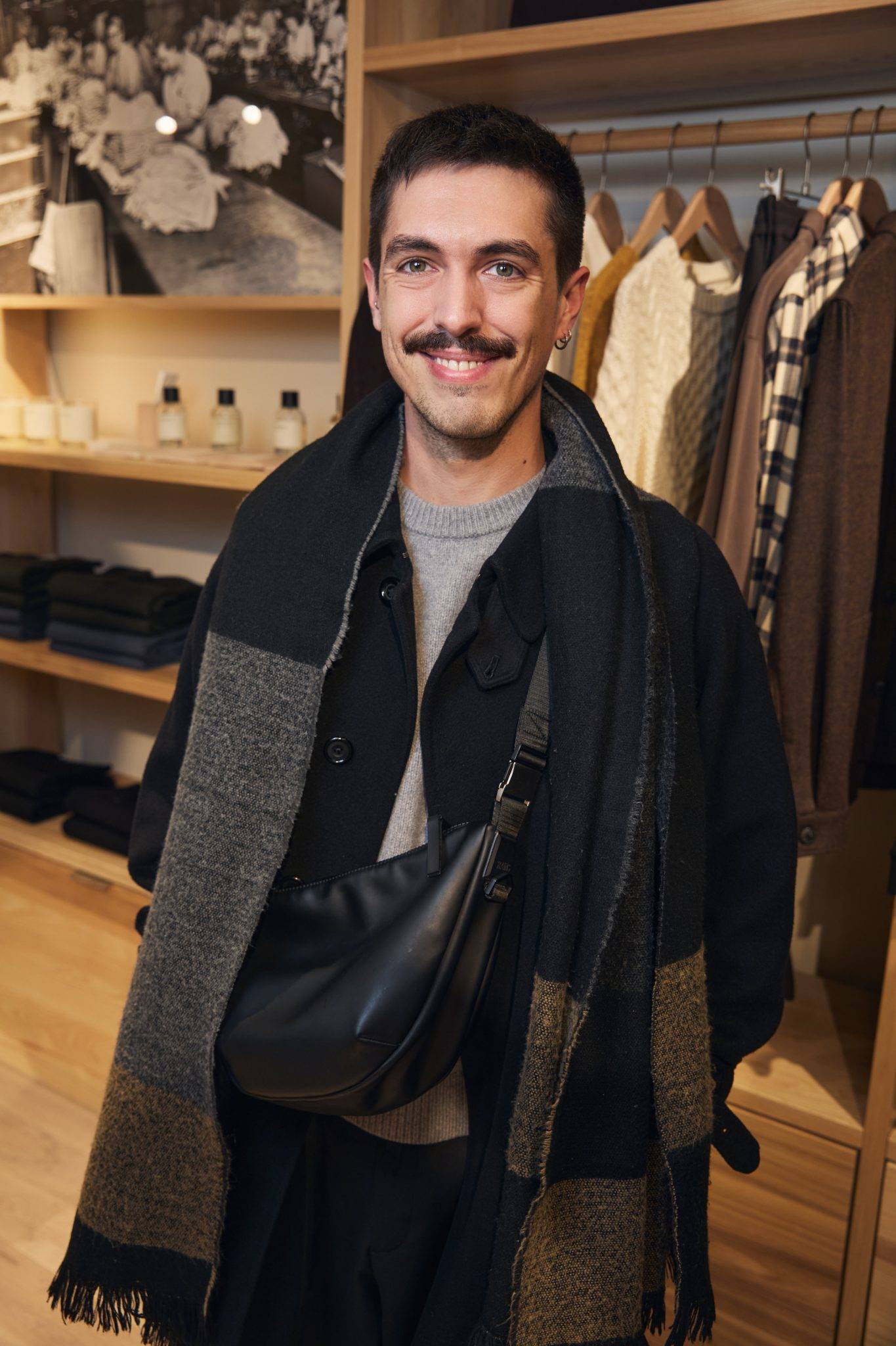  - La marque de luxe britannique Sunspel ouvre dans le Marais