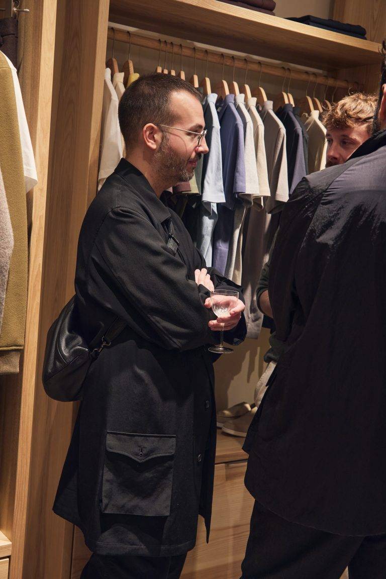  - La marque de luxe britannique Sunspel ouvre dans le Marais