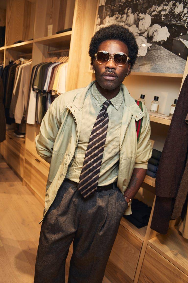  - La marque de luxe britannique Sunspel ouvre dans le Marais