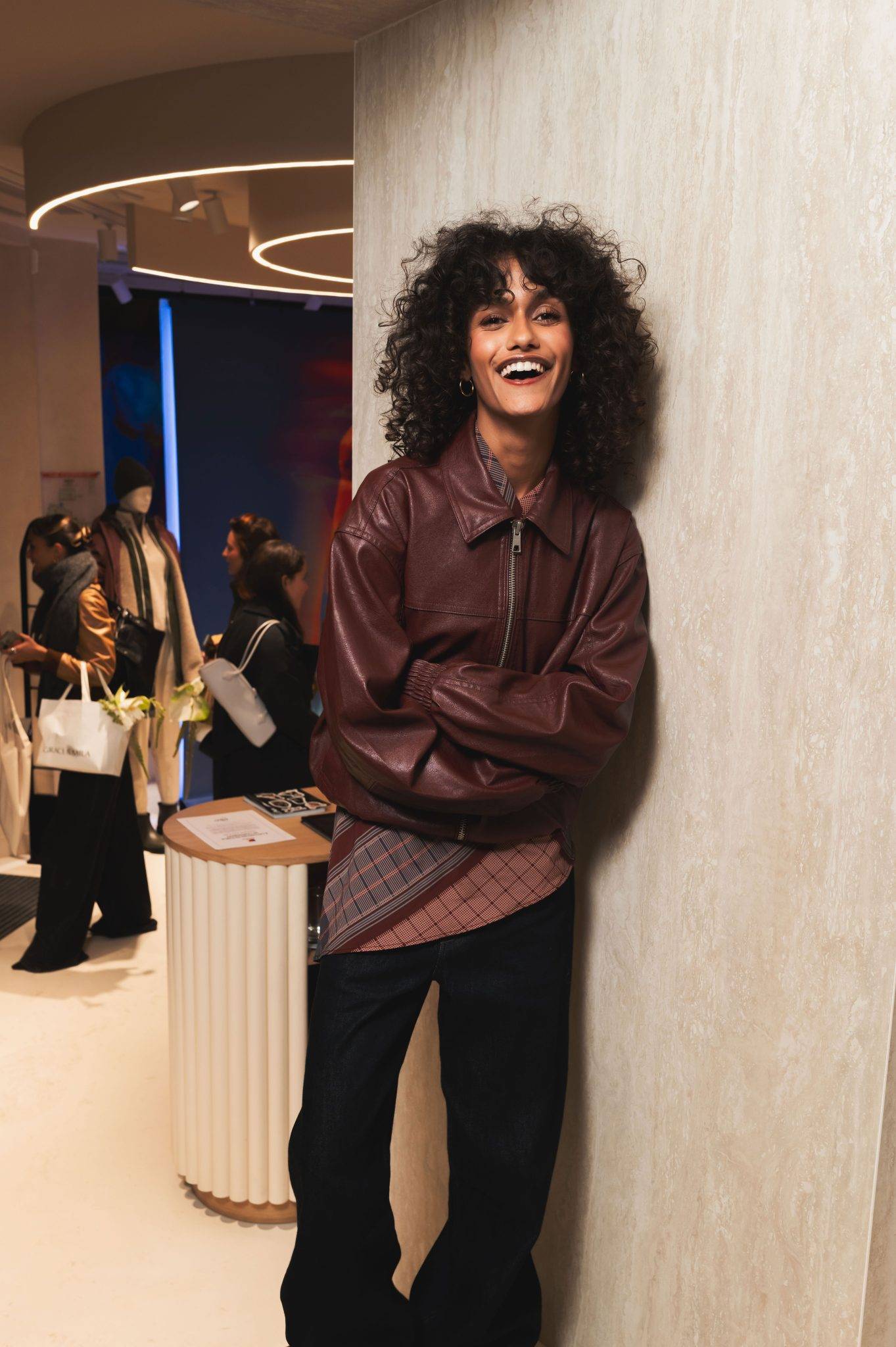  - Aigle dévoile sa collection chien dans sa boutique de Saint Germain des Prés rénovée