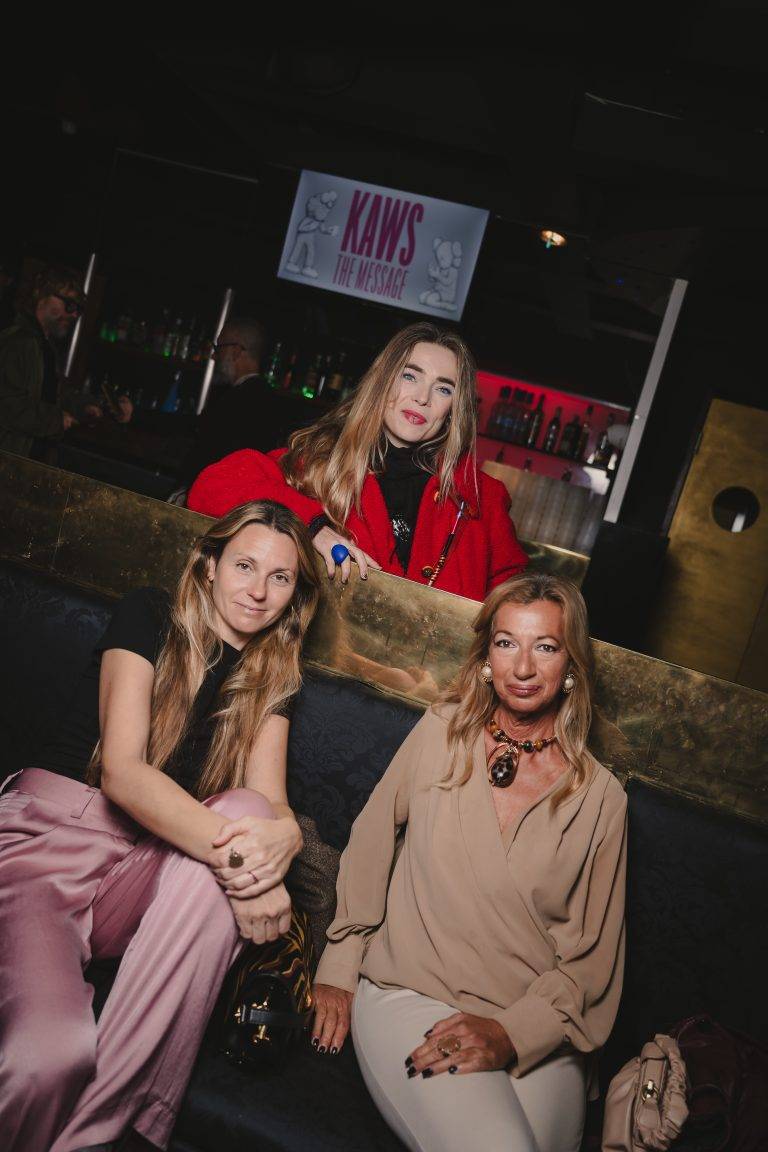  - KAWS invade Palazzo Strozzi con THE MESSAGE: dialogo tra Rinascimento e pop