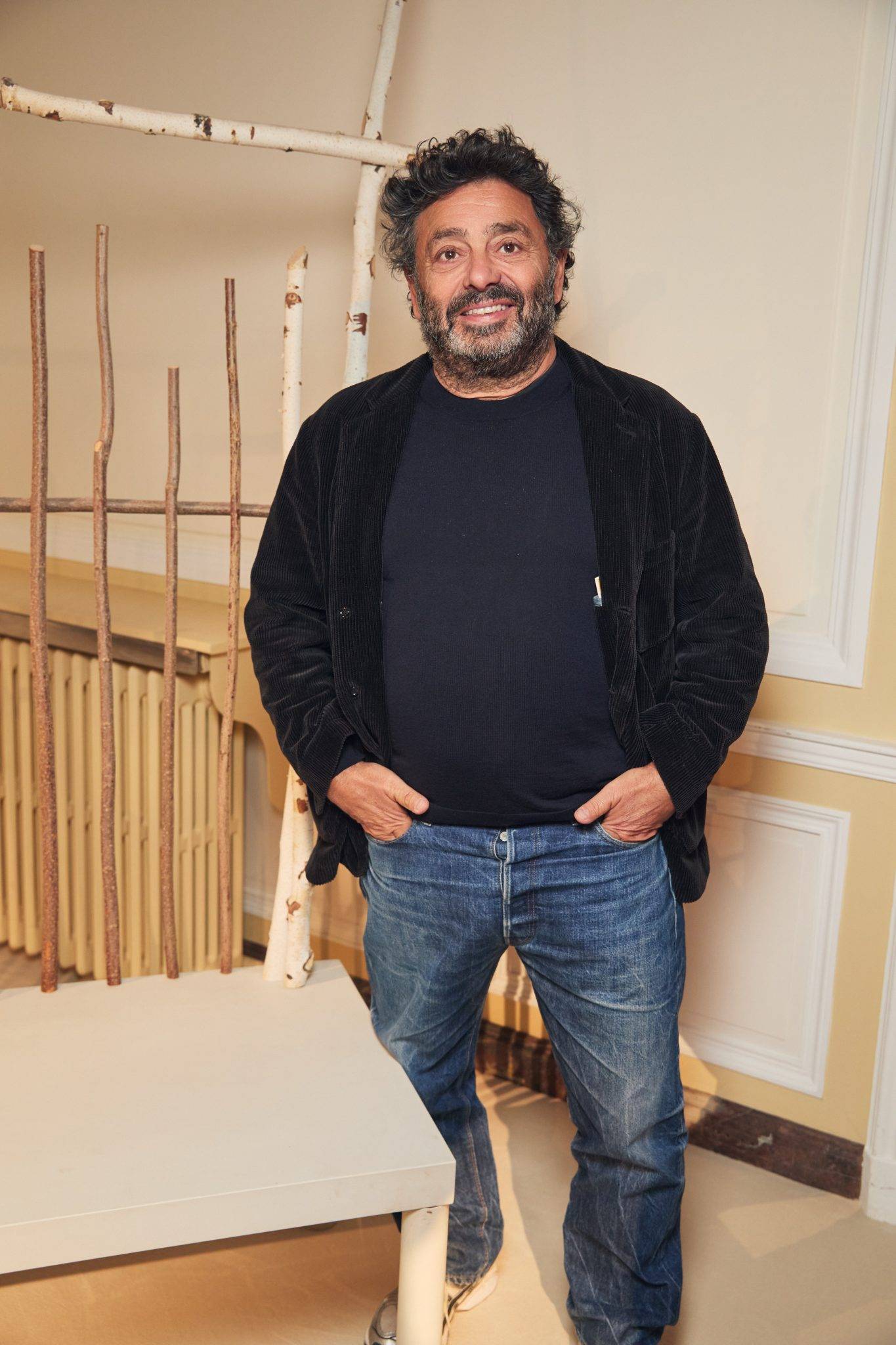  - Downtown+ poursuit la désacralisation du trône avec une nouvelle exposition