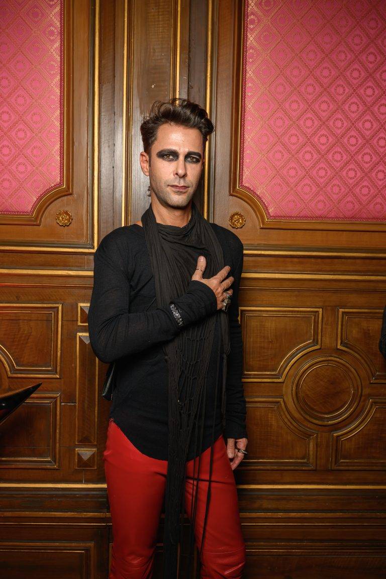  - L’Entropiste and Oniriq Magazine Reinvent Halloween with “Le Bal du Chaos”