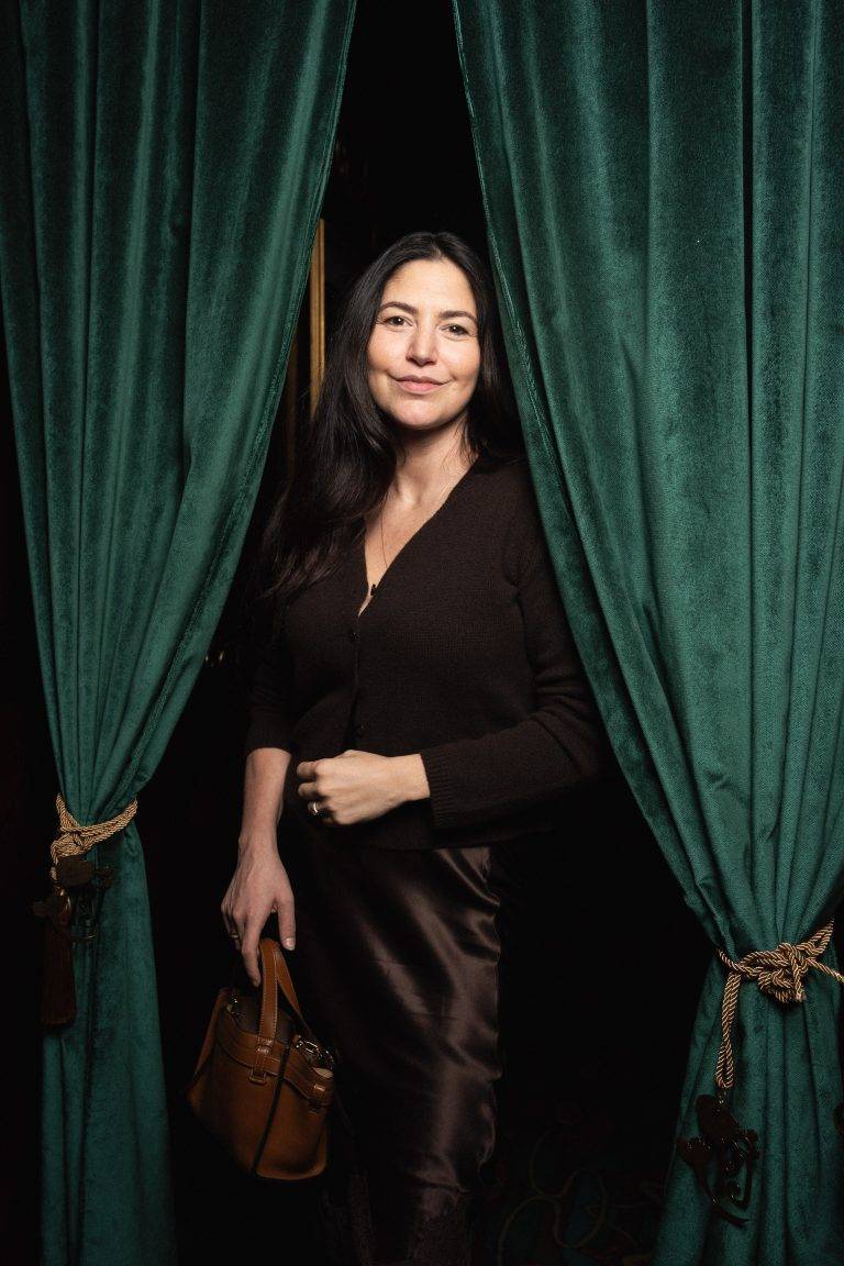  - Reformation célèbre l’ouverture de sa première boutique française chez Maxim’s