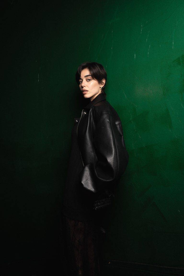  - Reformation célèbre l’ouverture de sa première boutique française chez Maxim’s