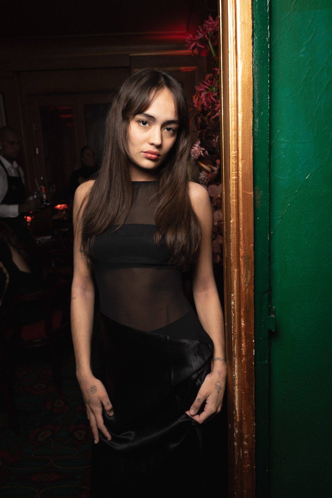  - Reformation célèbre l’ouverture de sa première boutique française chez Maxim’s