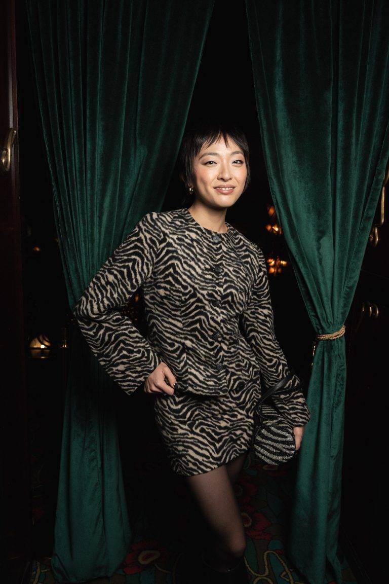  - Reformation célèbre l’ouverture de sa première boutique française chez Maxim’s