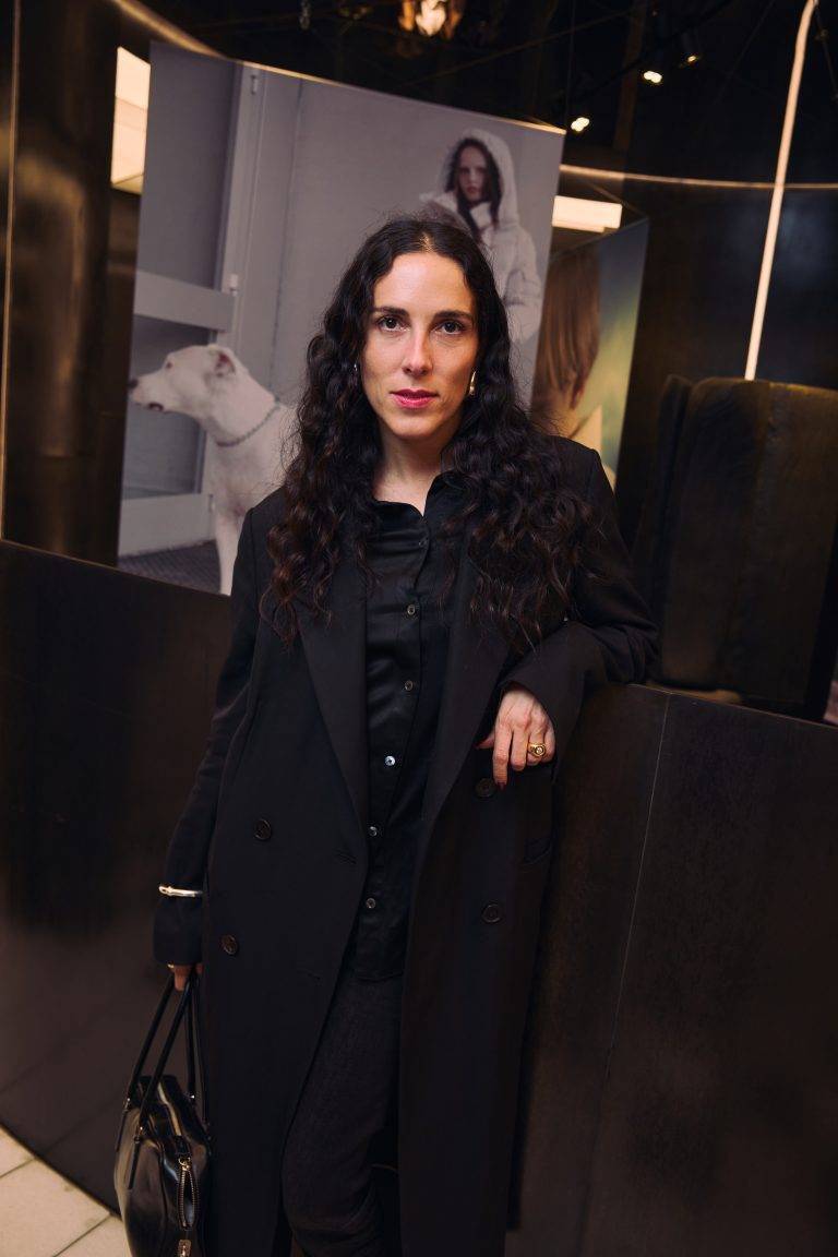  - Moncler et l’Ecal réchauffent les Champs Elysées à l’occasion de Paris Photo avec l’exposition Warmer Visions