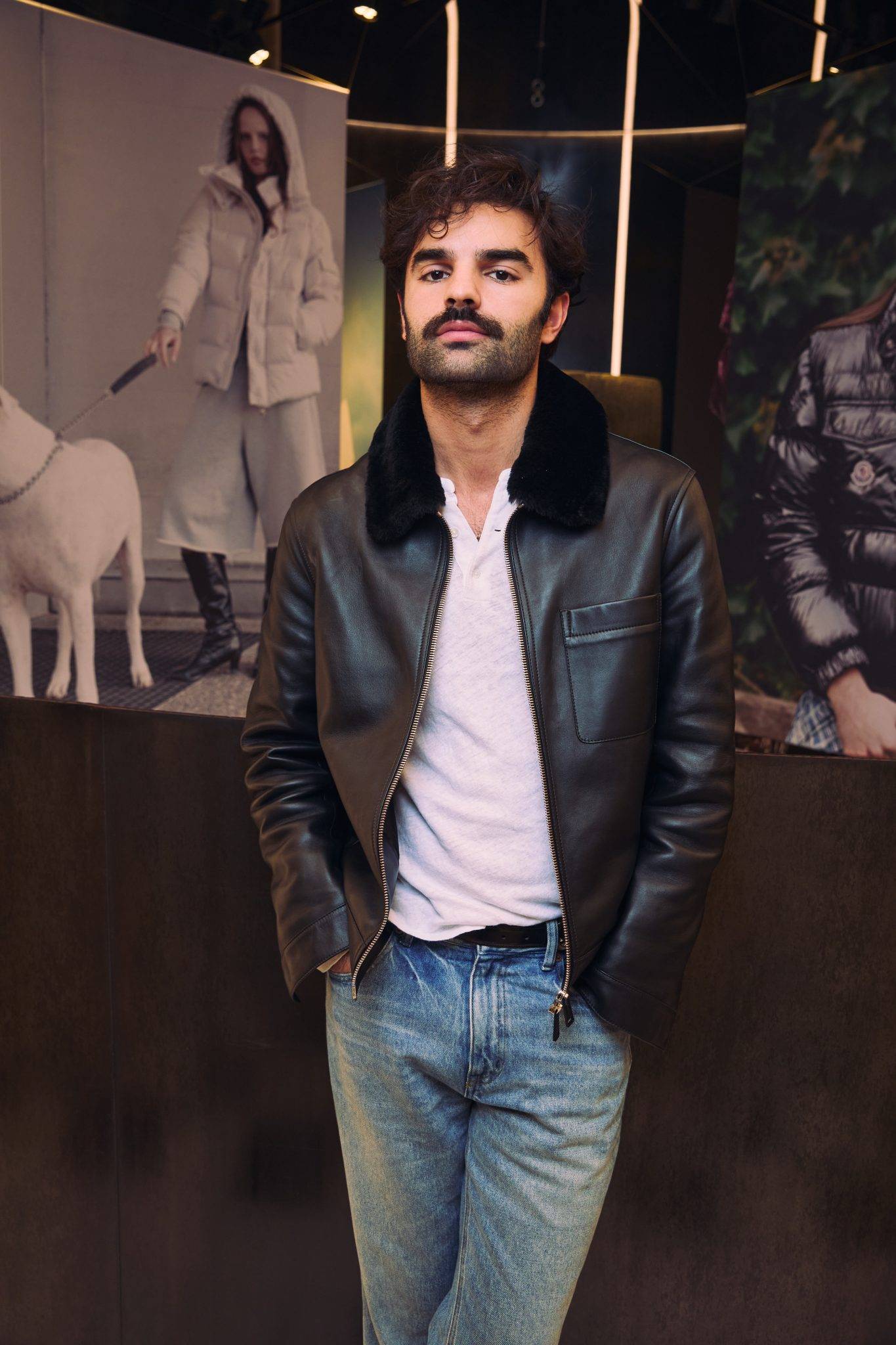  - Moncler et l’Ecal réchauffent les Champs Elysées à l’occasion de Paris Photo avec l’exposition Warmer Visions