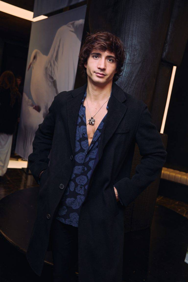  - Moncler et l’Ecal réchauffent les Champs Elysées à l’occasion de Paris Photo avec l’exposition Warmer Visions