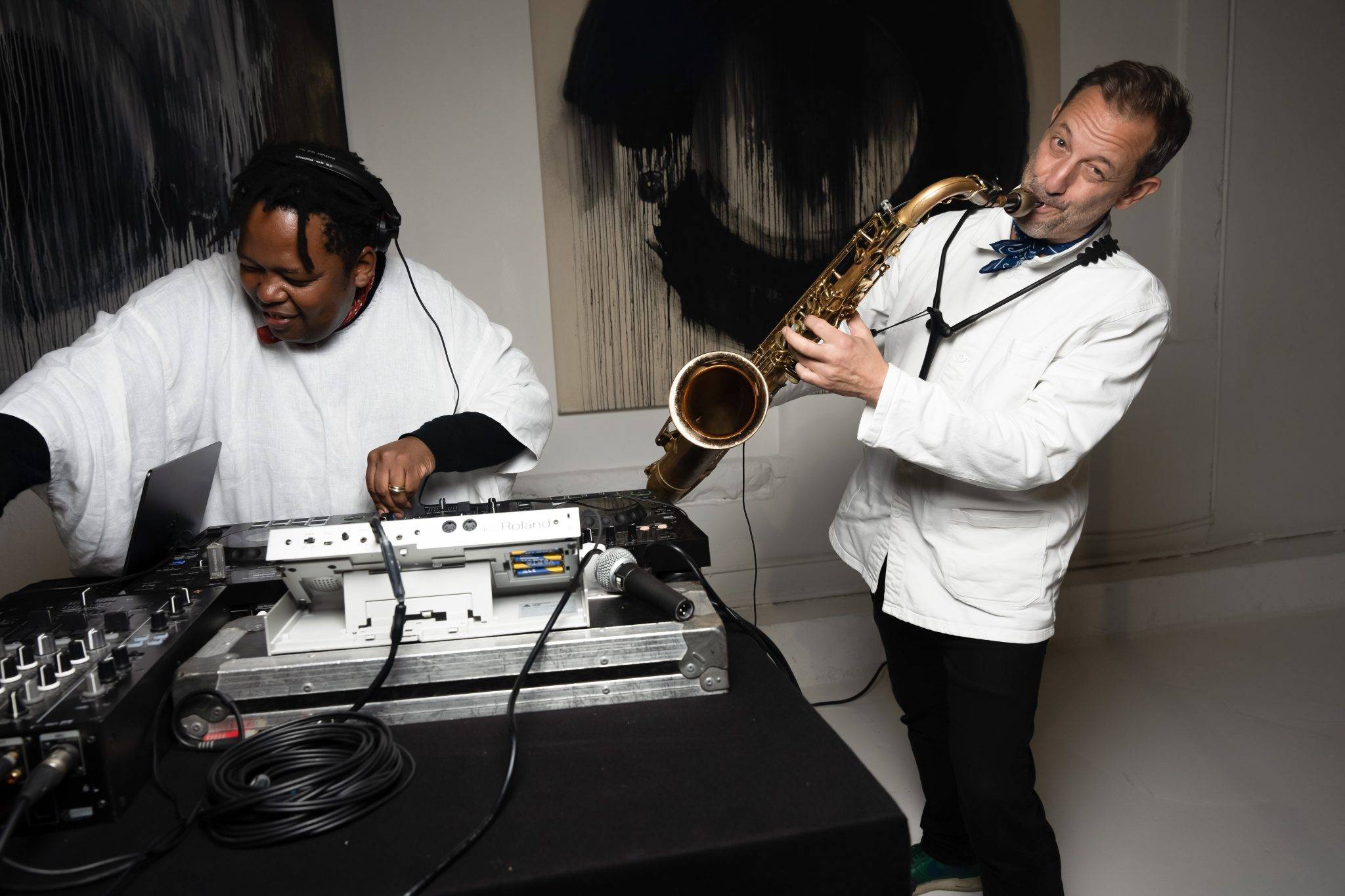  - Ellia Art Gallery Questions the Impermanence of Human Existence