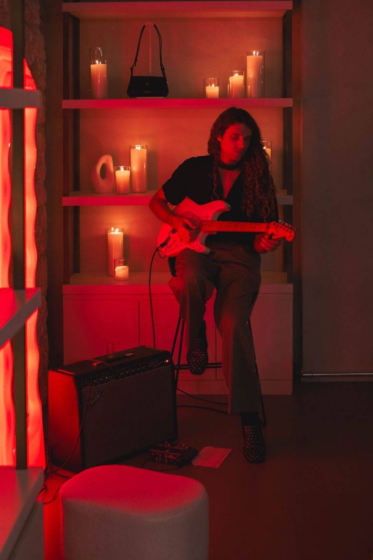  - Pour Noël, Lancaster voit la vie en bordeaux