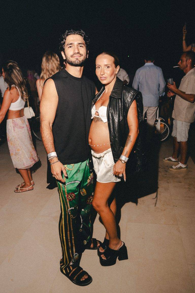  - Leon Starino Anderson célèbre son anniversaire à Ibiza avec John Dodelande