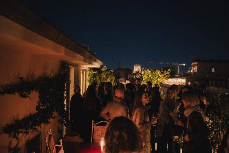 Ben Arpéa reinventa la Roman suite a Casa Monti, la casa d’artista romana