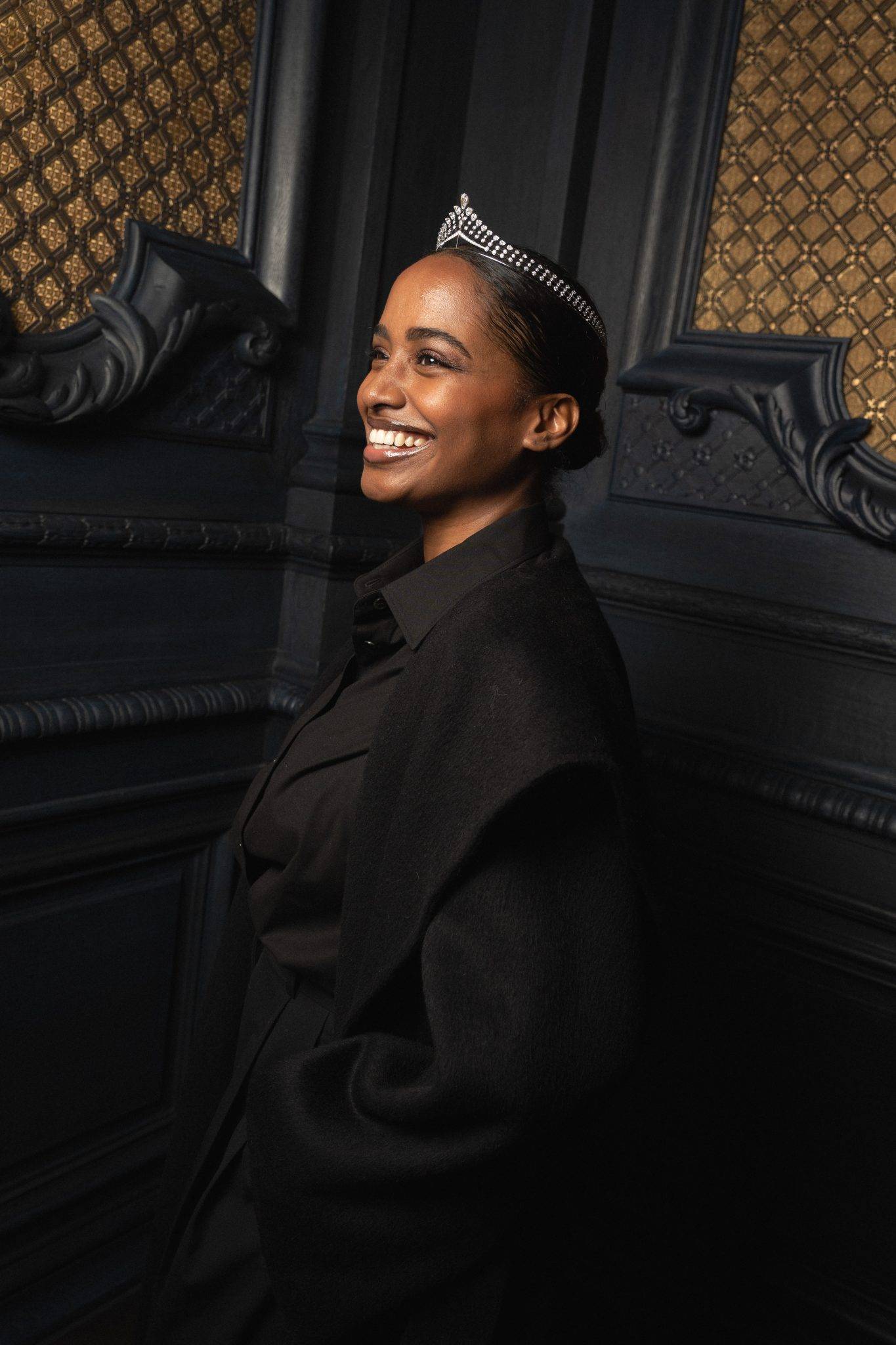  - Chaumet Lights Up Christmas at 12 Place Vendôme