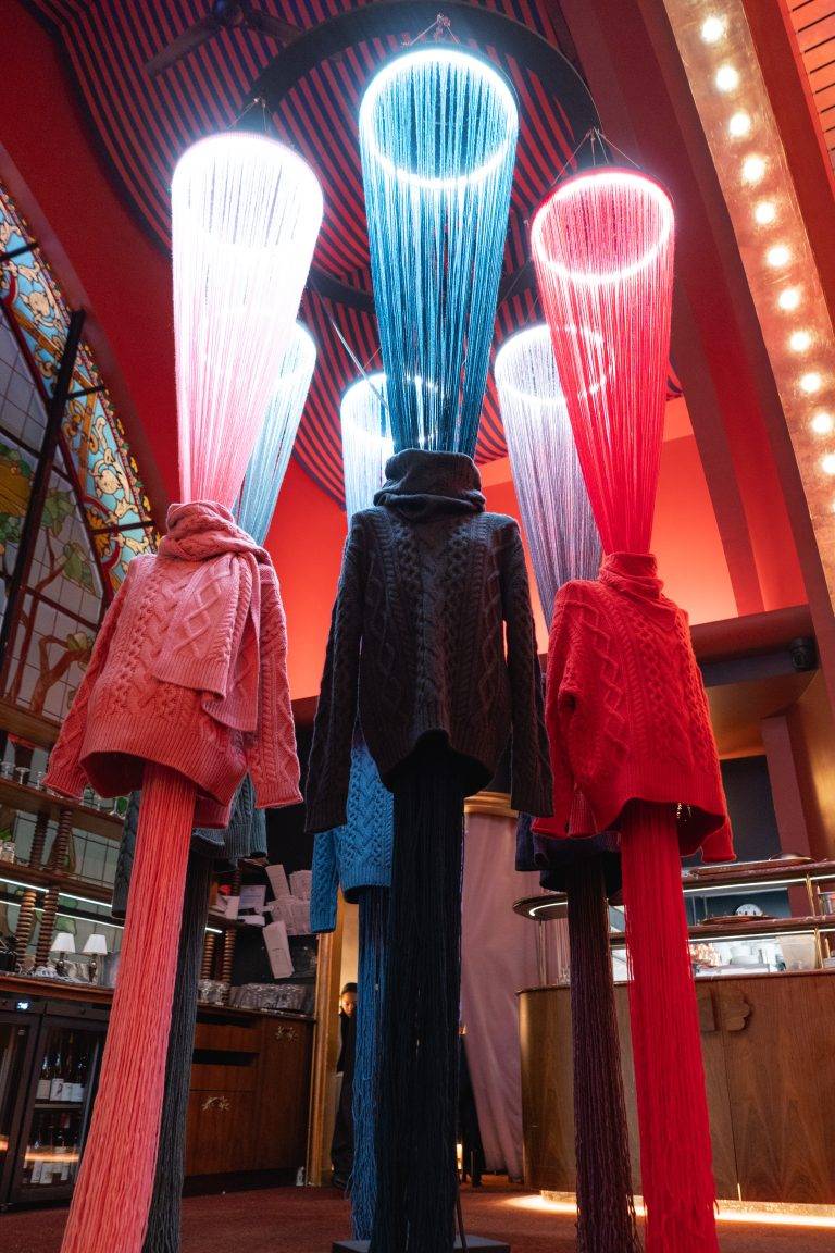 Bompard fête 40 ans de douceur et d’élégance au Mistinguett