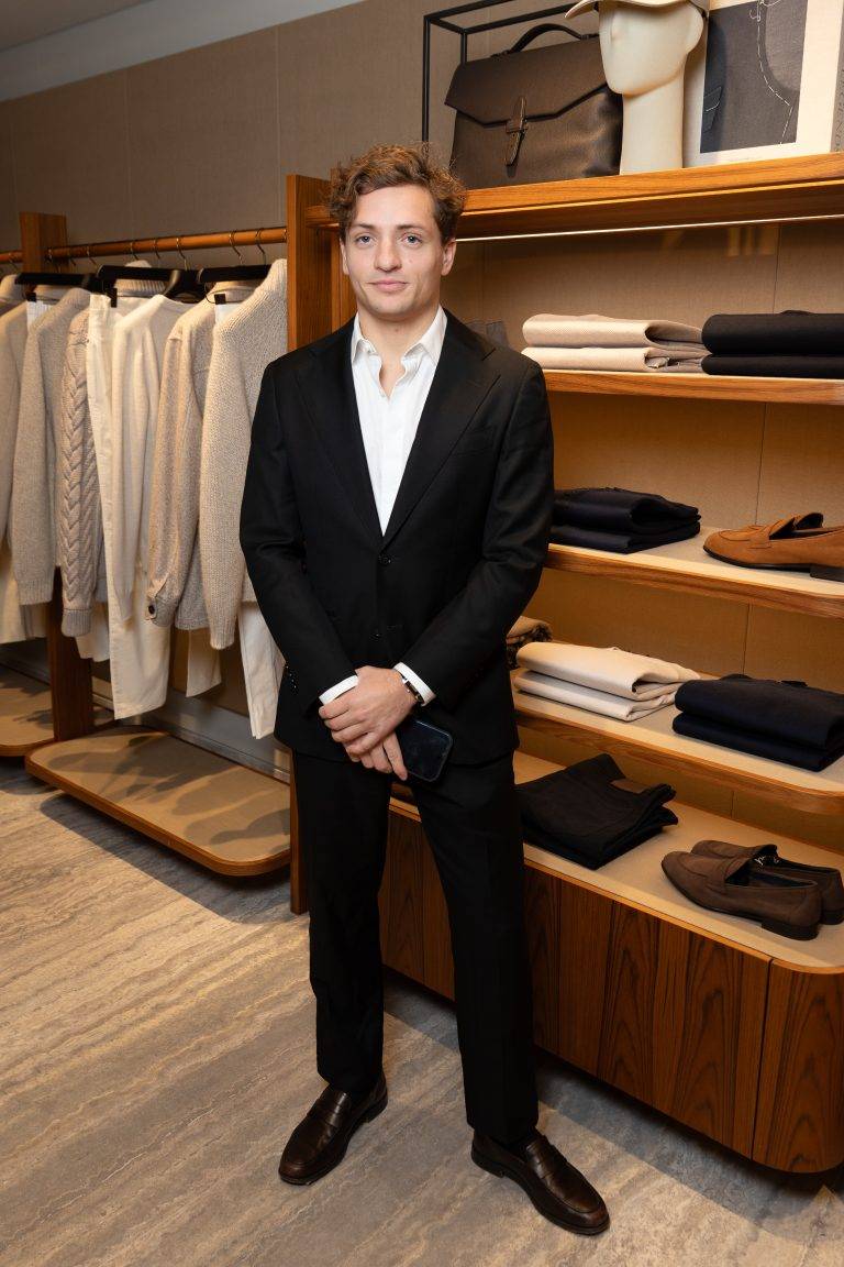  - Brioni inaugure un splendide flagship rue Saint-Honoré