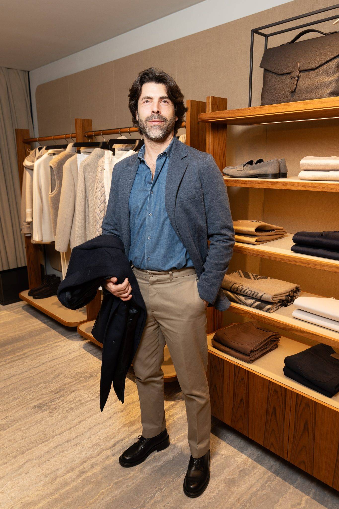  - Brioni inaugure un splendide flagship rue Saint-Honoré