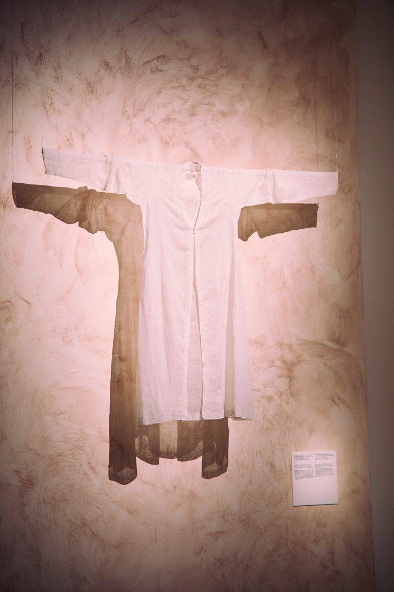 Les Manufactures nationales célèbrent le dialogue entre les textiles de France et d’Inde