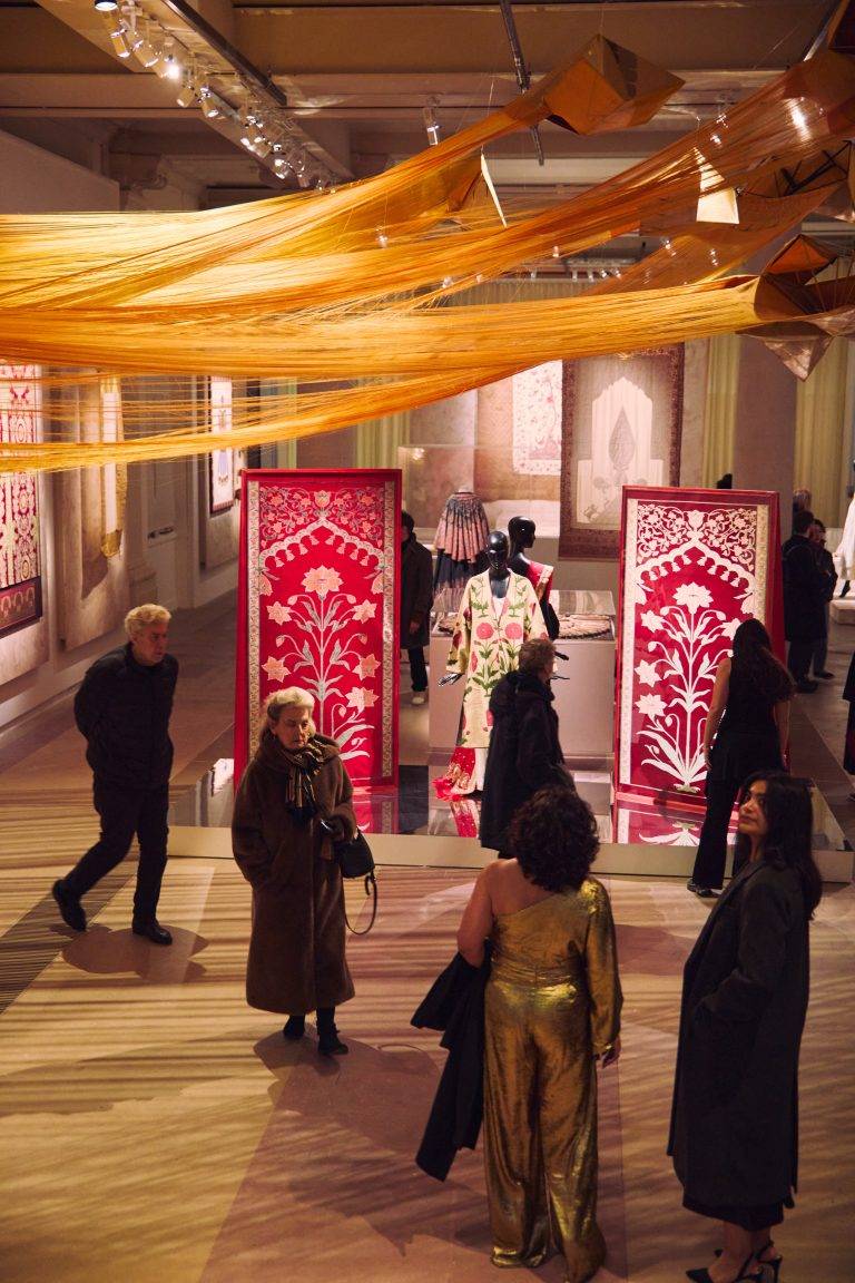 Les Manufactures nationales célèbrent le dialogue entre les textiles de France et d’Inde