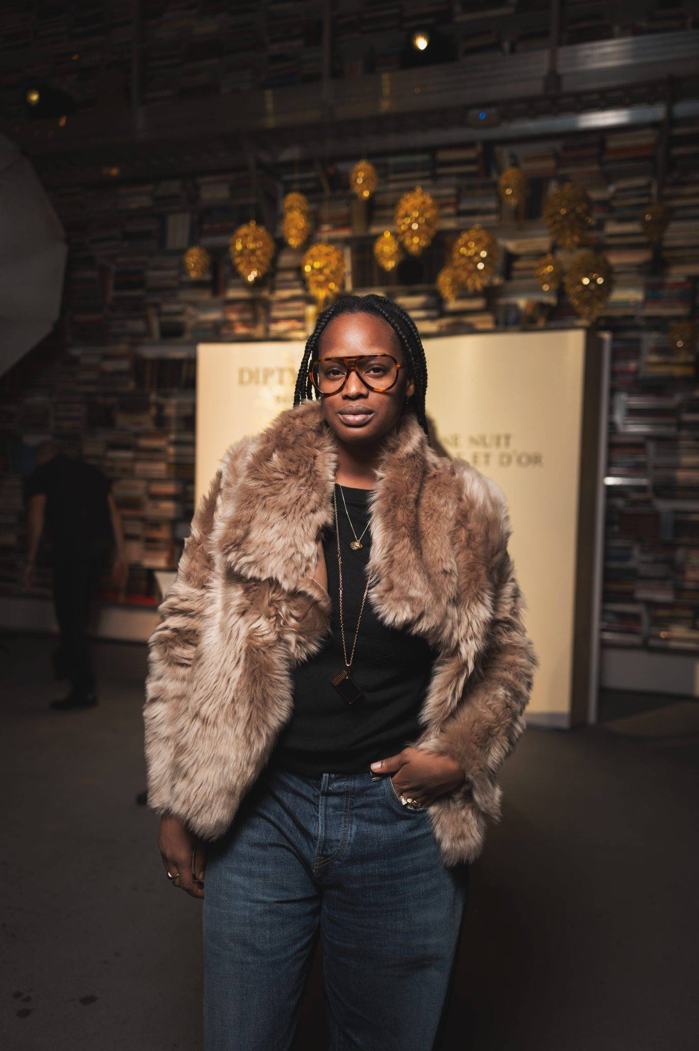  - Diptyque Celebrates the Holiday Season with the Tale ‘A Night of Wax and Gold”