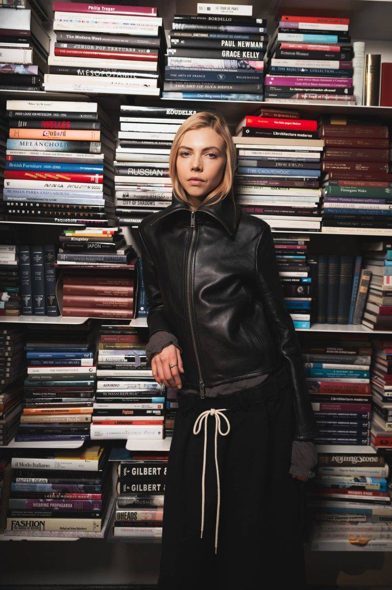  - Diptyque Celebrates the Holiday Season with its Tale ‘A Night of Wax and Gold”