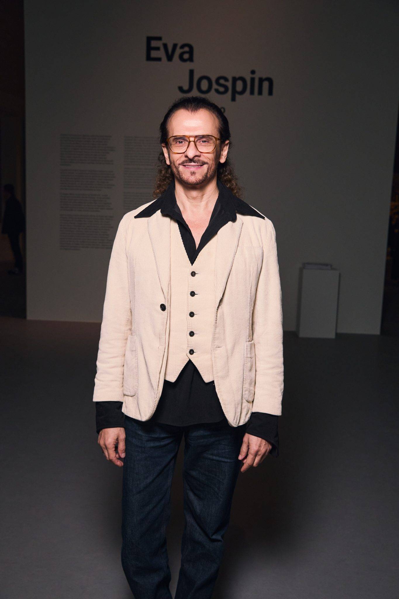  - Eva Jospin déploie Grottesco au Grand Palais, un parcours immersif entre grottes, ruines et architectures imaginaires