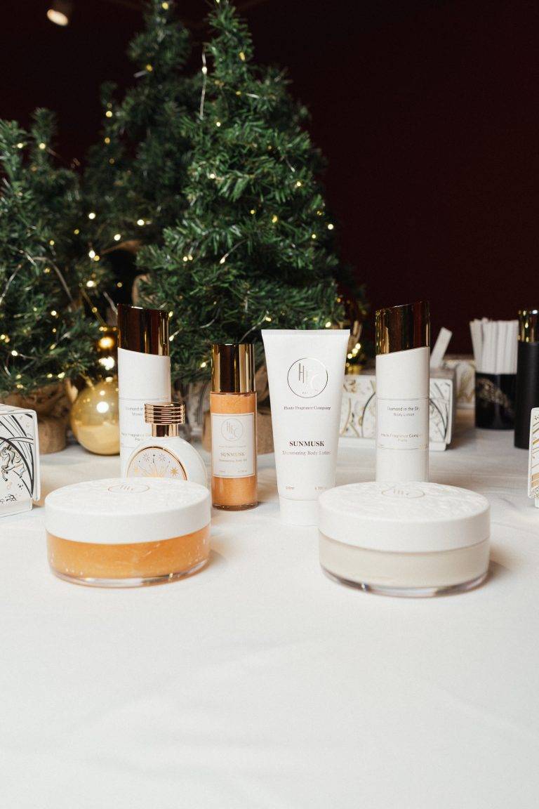 HFC Paris met en scène des fêtes étincelantes et parfumées