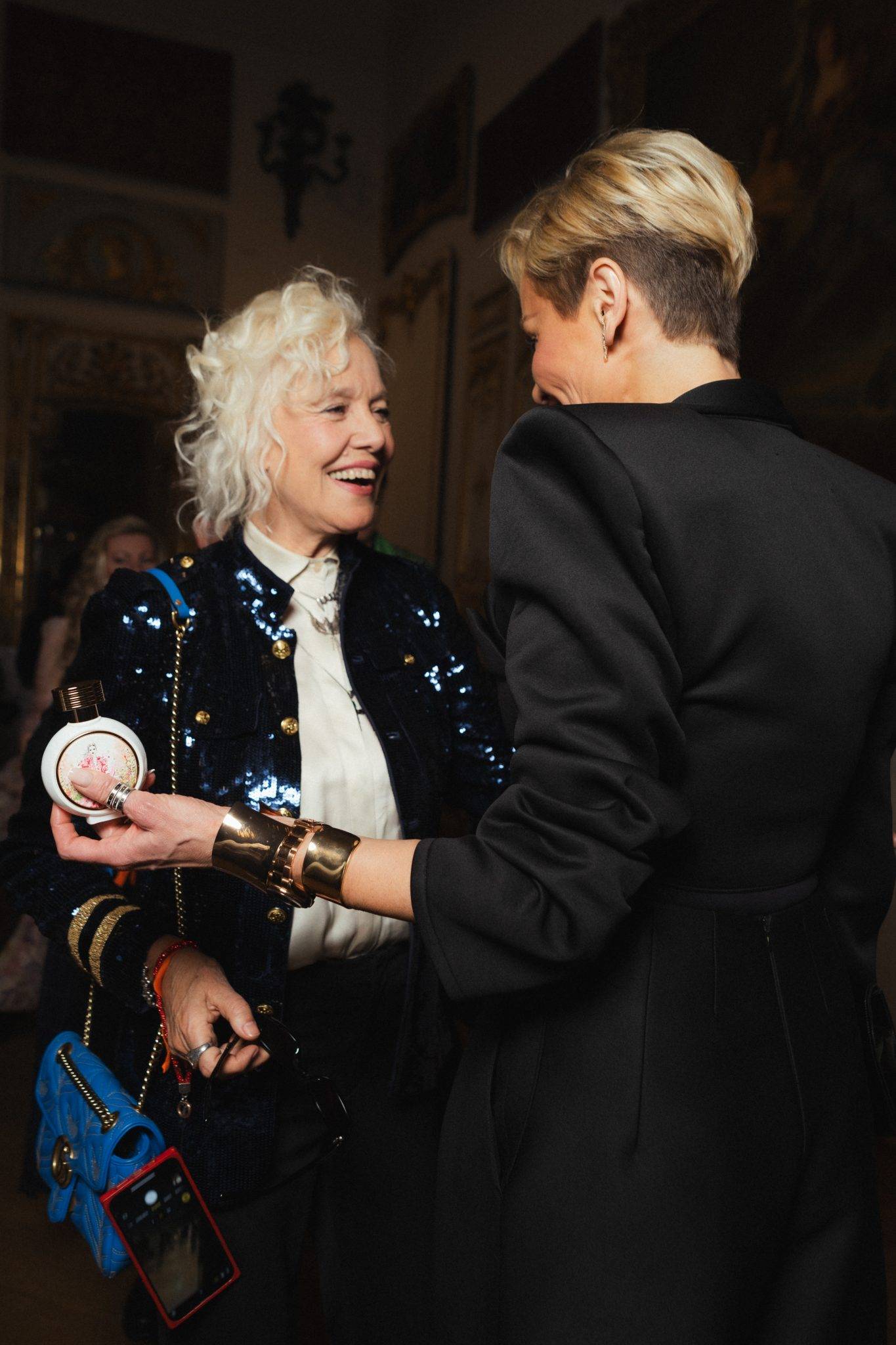  - HFC Paris met en scène des fêtes étincelantes et parfumées