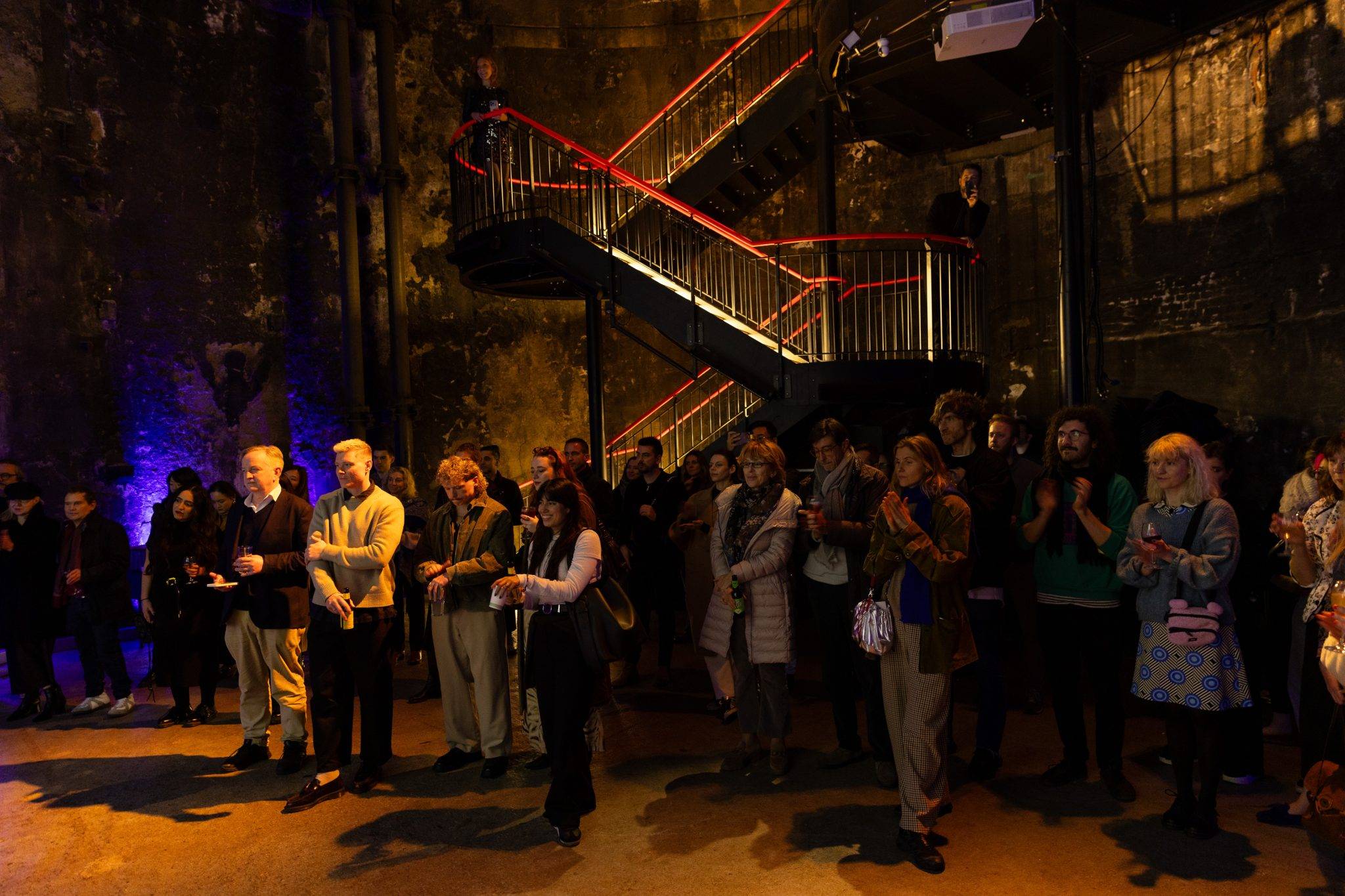  - L’installation “Under the Moon” s’empare du Brunel Museum de Londres