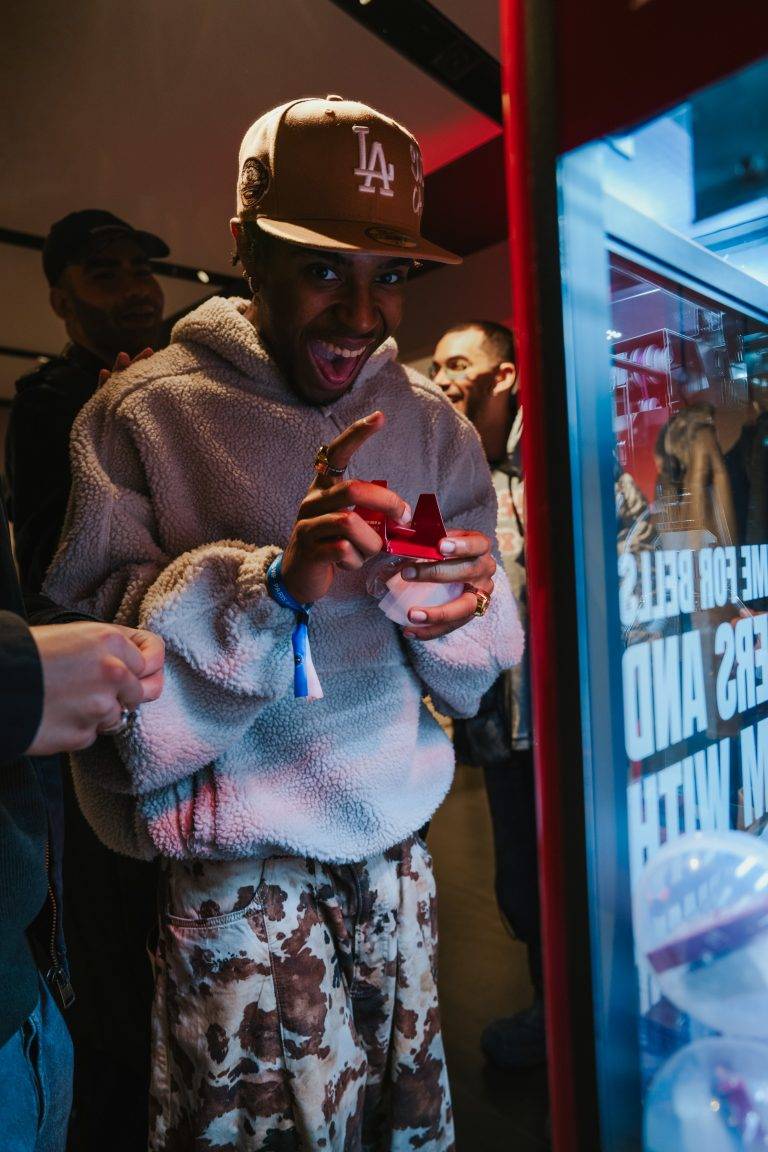 Emporio Armani Welcomes the Festive Season in Style